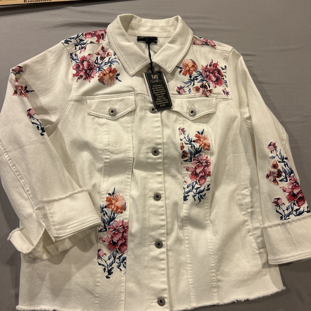Dg2 By Diane Gilman Button Jacket Size 2X Floral Stretch Denim Jacket NWT